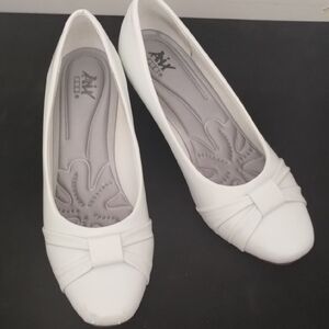 Air Flex White Women Heels